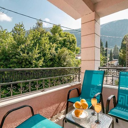 Apartmani Matej Kotor Eksteriør billede