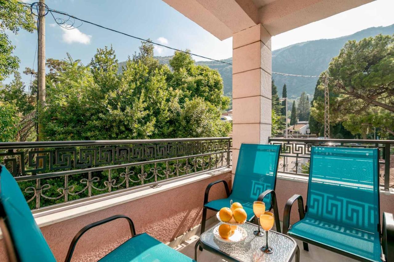 Apartmani Matej Kotor Eksteriør billede