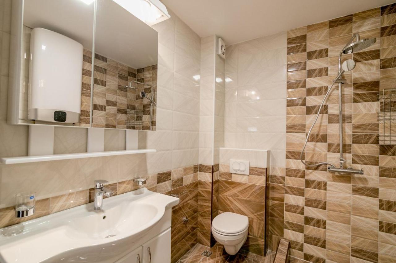 Apartmani Matej Kotor Eksteriør billede