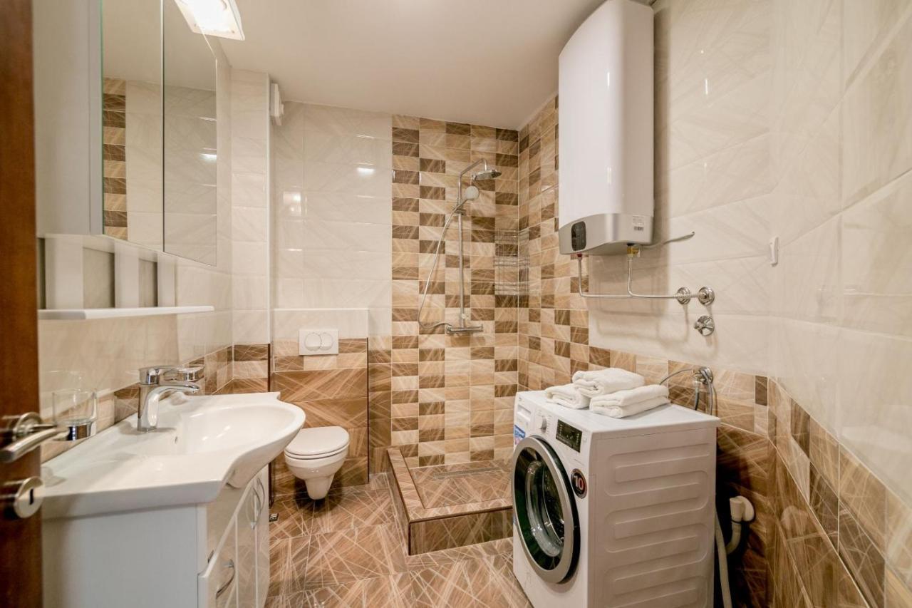 Apartmani Matej Kotor Eksteriør billede