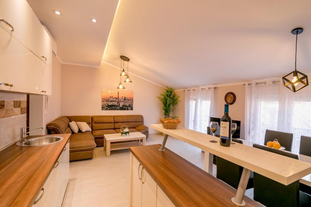 Apartmani Matej Kotor Eksteriør billede