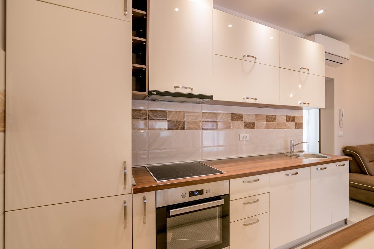 Apartmani Matej Kotor Eksteriør billede
