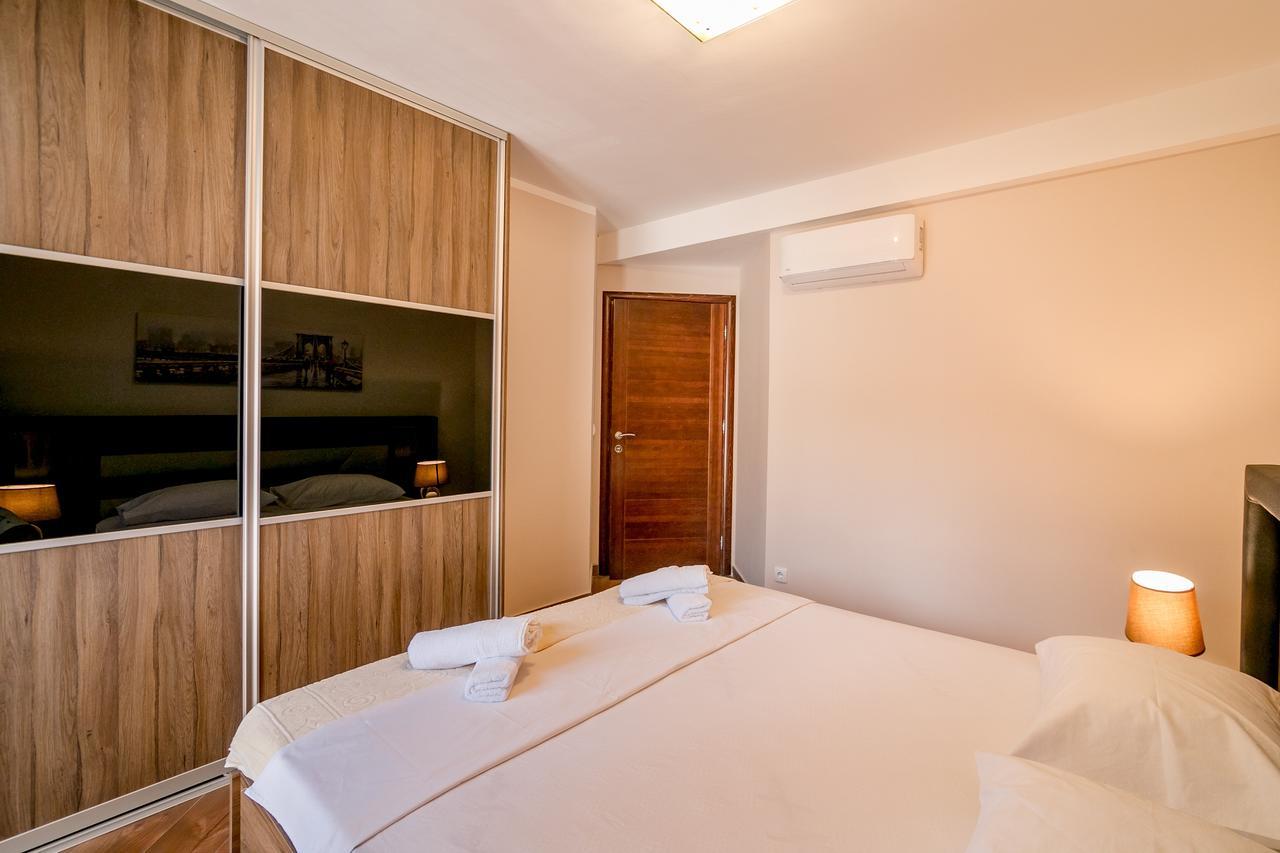 Apartmani Matej Kotor Eksteriør billede