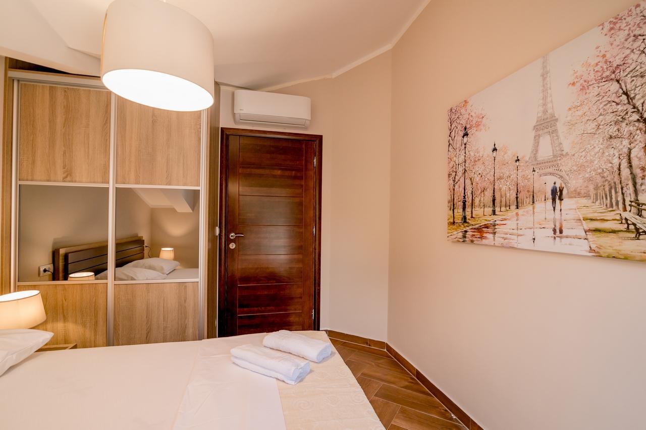Apartmani Matej Kotor Eksteriør billede