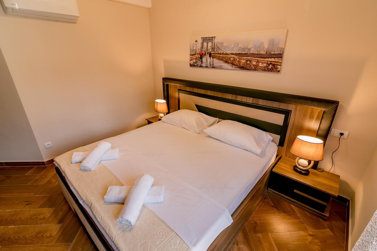 Apartmani Matej Kotor Eksteriør billede